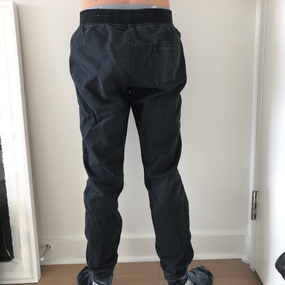 A&F PANTS - Picture 2 of 2
